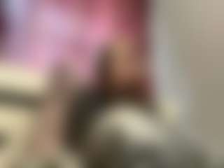 Mia's Live Sex Cam Show
