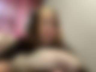 Mia's Live Sex Cam Show