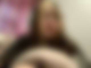 Mia's Live Sex Cam Show