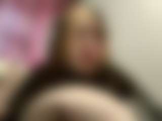 Mia's Live Sex Cam Show