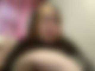 Mia's Live Sex Cam Show