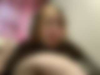 Mia's Live Sex Cam Show