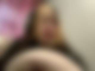 Mia's Live Sex Cam Show