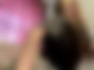 Mia's Live Sex Cam Show
