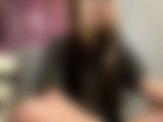 Mia's Live Sex Cam Show