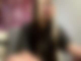 Mia's Live Sex Cam Show