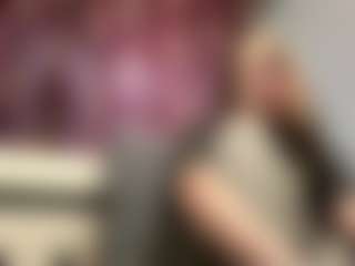 Mia's Live Sex Cam Show