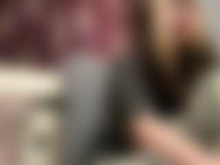 Mia's Live Sex Cam Show