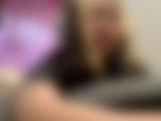 Mia's Live Sex Cam Show