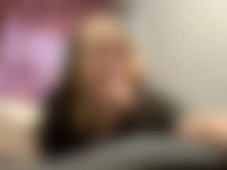 Live cam show with Mia - Double Penetration on sexylive.show