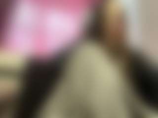 Mia's Live Sex Cam Show