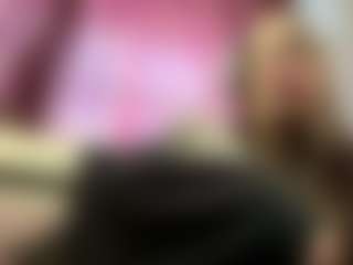 Mia's Live Sex Cam Show