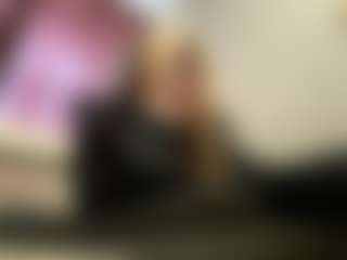 Mia's Live Sex Cam Show