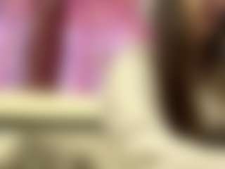 Live cam show with Mia - Striptease MILF on madthumbs