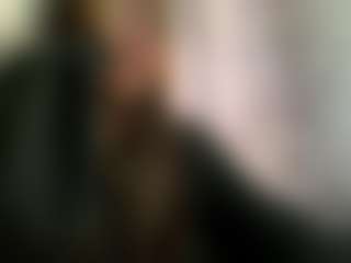Live cam show with Mia - Mature Middle Aged on Camsoda