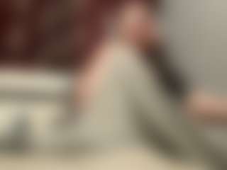 Mia's Live Sex Cam Show