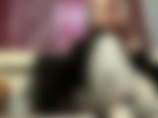 Mia's Live Sex Cam Show