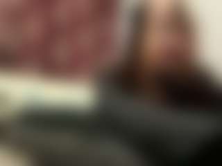 Live cam show with Mia - Double Penetration on livesuperchat.net