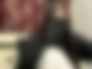 Mia's Live Sex Cam Show