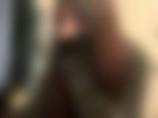 Mia's Live Sex Cam Show