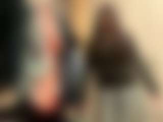 Mia's Live Sex Cam Show