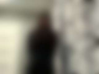 Mia's Live Sex Cam Show