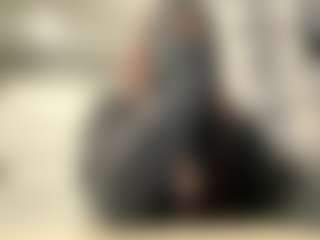 Mia's Live Sex Cam Show