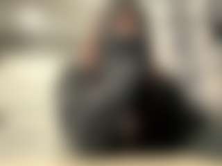Mia's Live Sex Cam Show