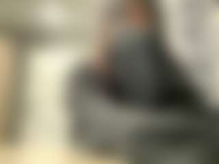 Mia's Live Sex Cam Show