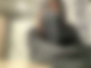 Mia's Live Sex Cam Show