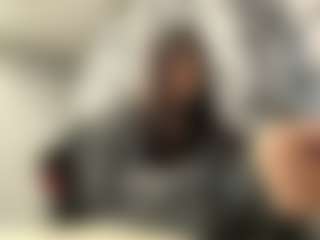 Mia's Live Sex Cam Show