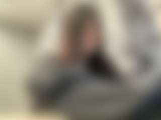 Mia's Live Sex Cam Show