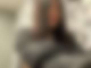 Mia's Live Sex Cam Show