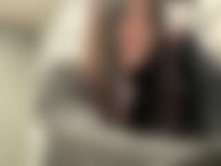 Mia's Live Sex Cam Show