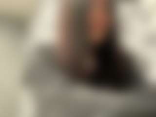 Mia's Live Sex Cam Show