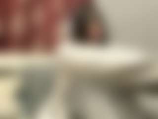 Mia's Live Sex Cam Show