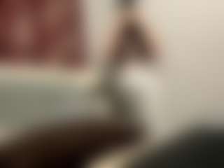 Mia's Live Sex Cam Show