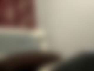 Live cam show with Mia - Hairy Pussy on Milfs Live