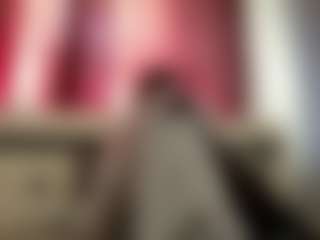 Mia's Live Sex Cam Show