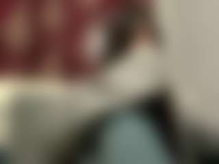 Mia's Live Sex Cam Show