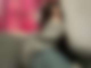 Live cam show with Mia - Shaved Pussy Mature on thefappeningchat.com