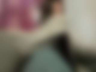 Live cam show with Mia - White MILF on SpunkLive