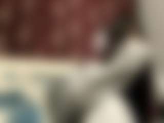 Live cam show with Mia - Flashing on sexytreat.net