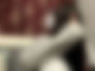 Live cam show with Mia - Mature Middle Aged on SmokeAndPoke