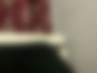 Mia's Live Sex Cam Show