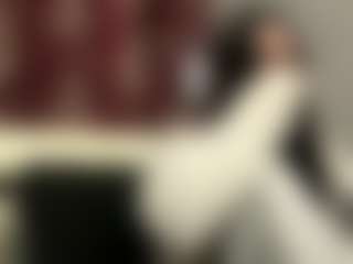 Mia's Live Sex Cam Show