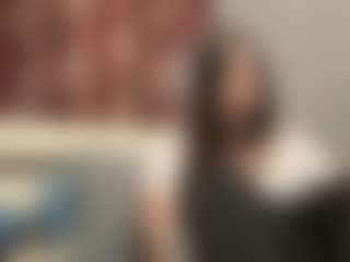 Live cam show with Mia - Hairy Pussy MILF on luckytryst.com