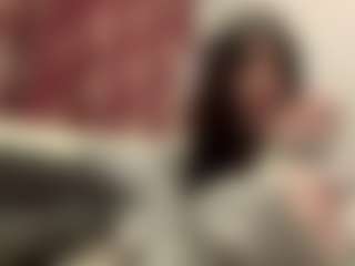 Live cam show with Mia - Amateur MILF on nudelive.tv