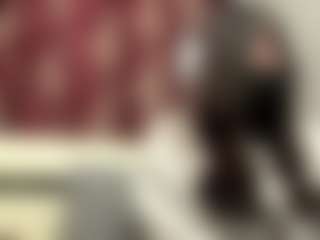 Live cam show with Mia - Amateur on CamClone