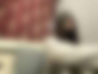 Live cam show with Mia - Average on Camsoda